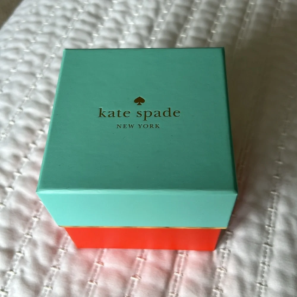 Kate spade watch *like new* with original packaging - Picture 4 of 5